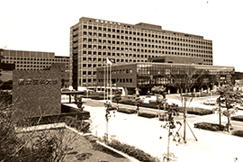1979.3大学病院竣工トリミングP20 .jpg