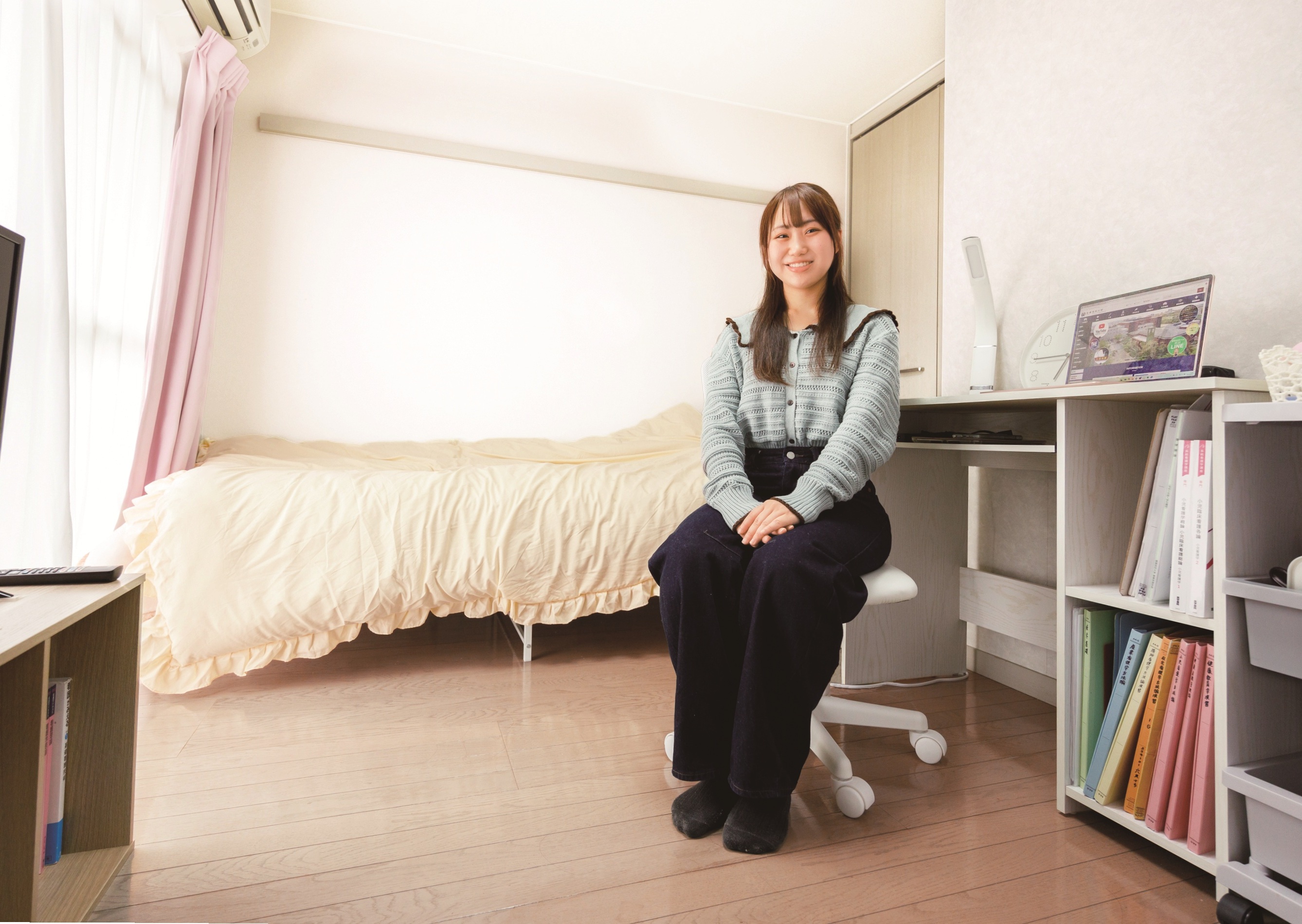 2026大学案内_3年次生_穴見さん（学生宿舎）.jpg