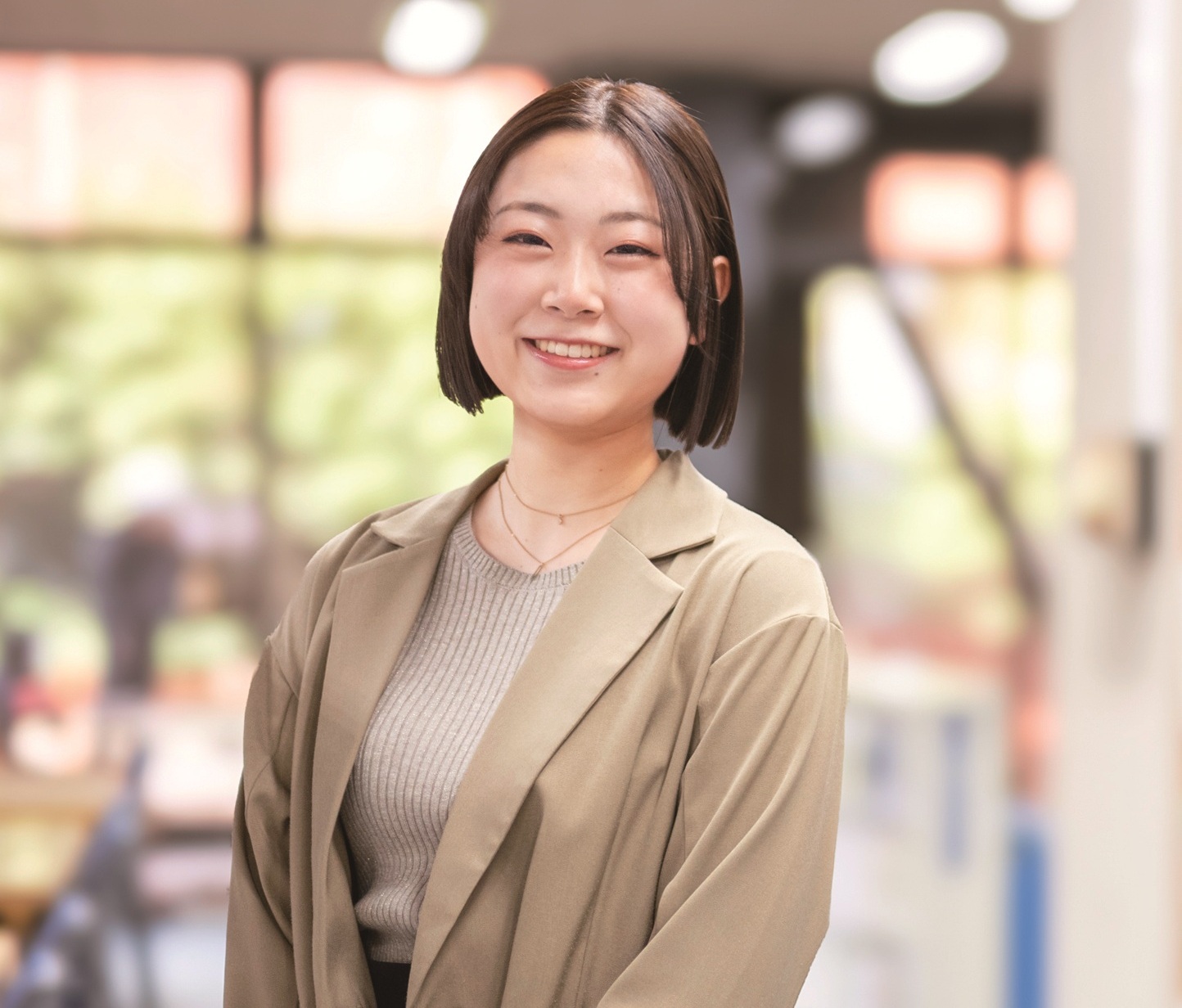 2026大学案内_3年次生_恩塚さん.jpg