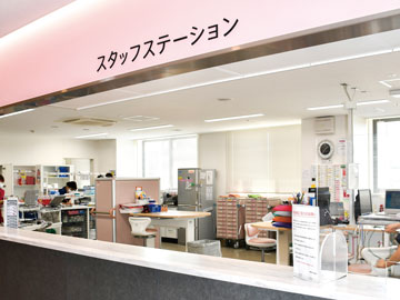 スタッフステーション.jpg