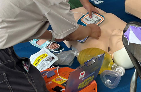 2025.10.12 救急医療研究部が地域イベント「にこりのお祭り」に参加.jpg