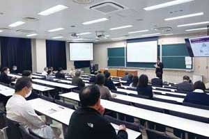 産学連携・知的財産本部（300×200）.jpg